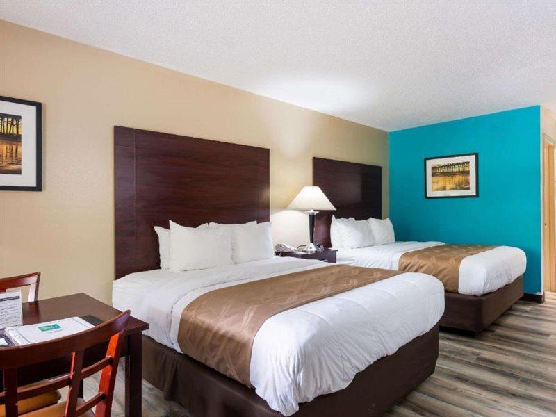 Quality Inn & Suites Rockingham Eksteriør billede
