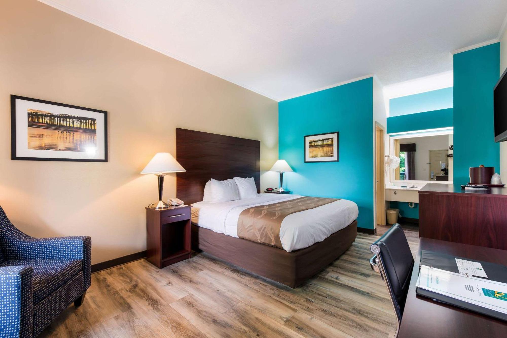 Quality Inn & Suites Rockingham Eksteriør billede