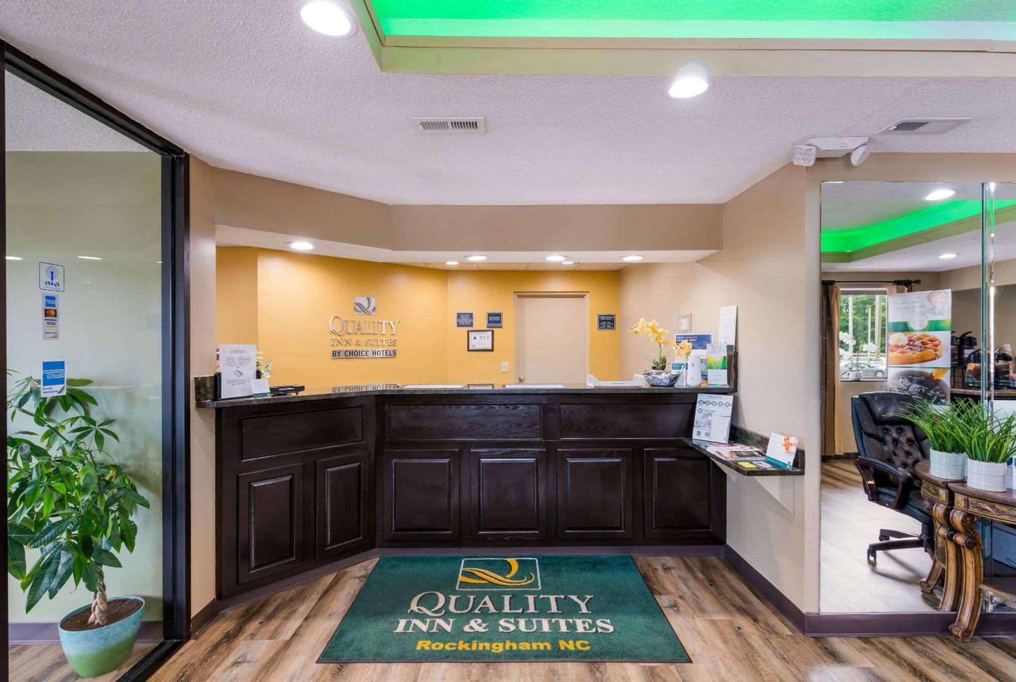 Quality Inn & Suites Rockingham Eksteriør billede