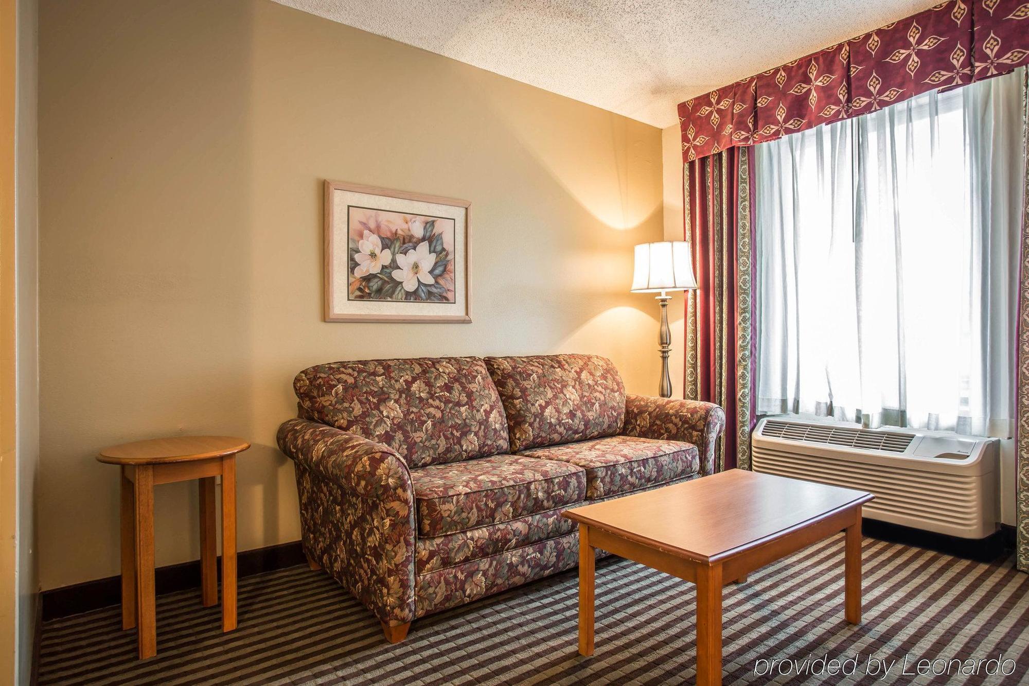 Quality Inn & Suites Rockingham Eksteriør billede
