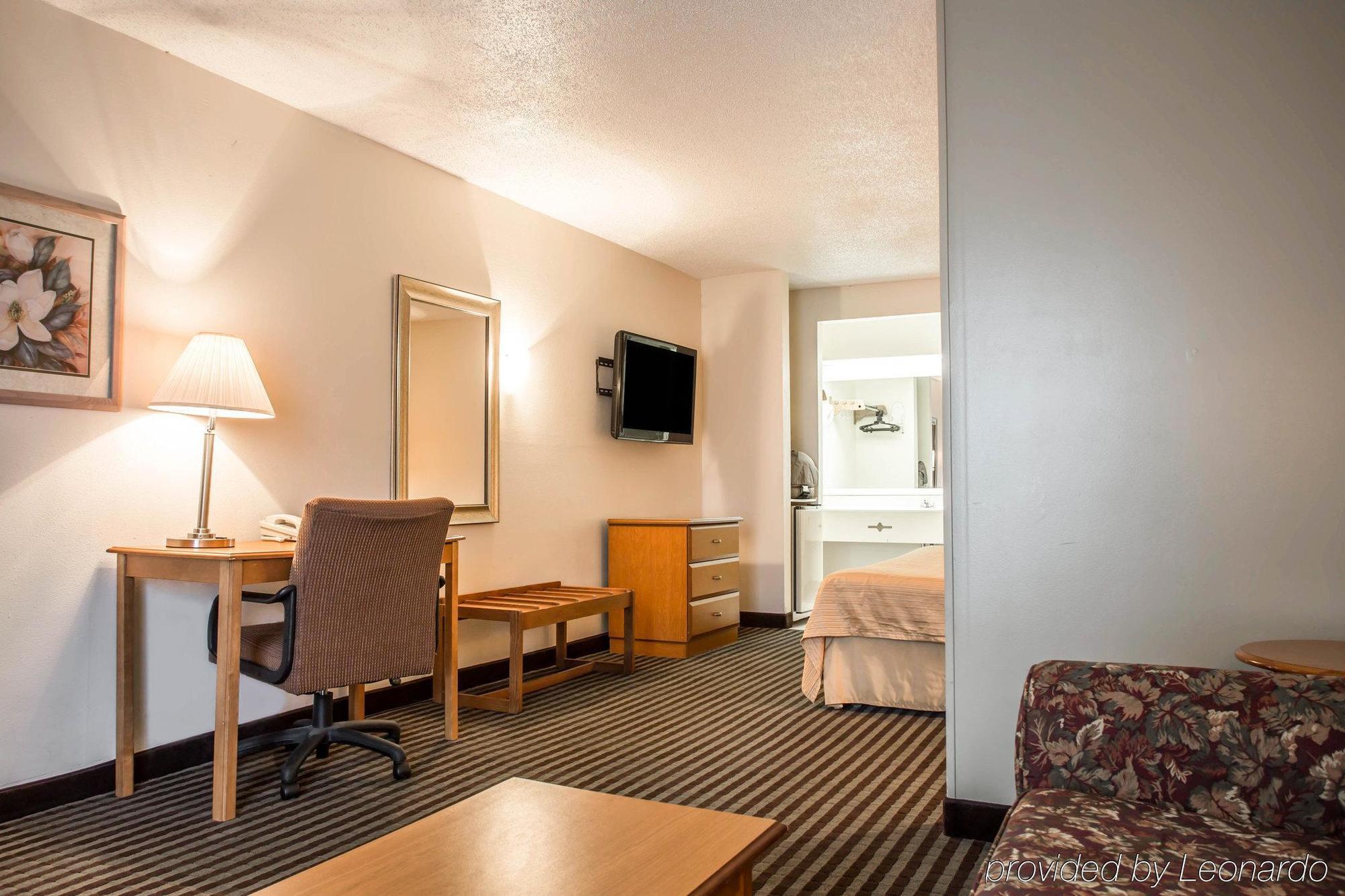Quality Inn & Suites Rockingham Eksteriør billede