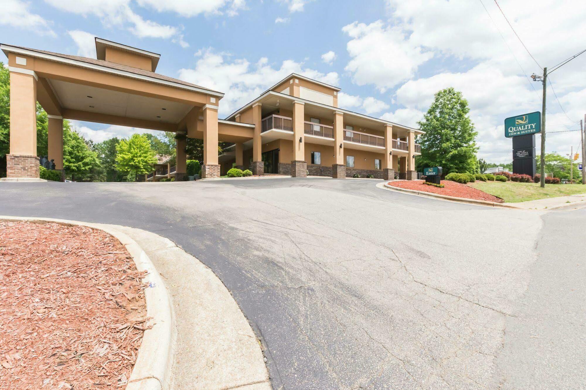 Quality Inn & Suites Rockingham Eksteriør billede