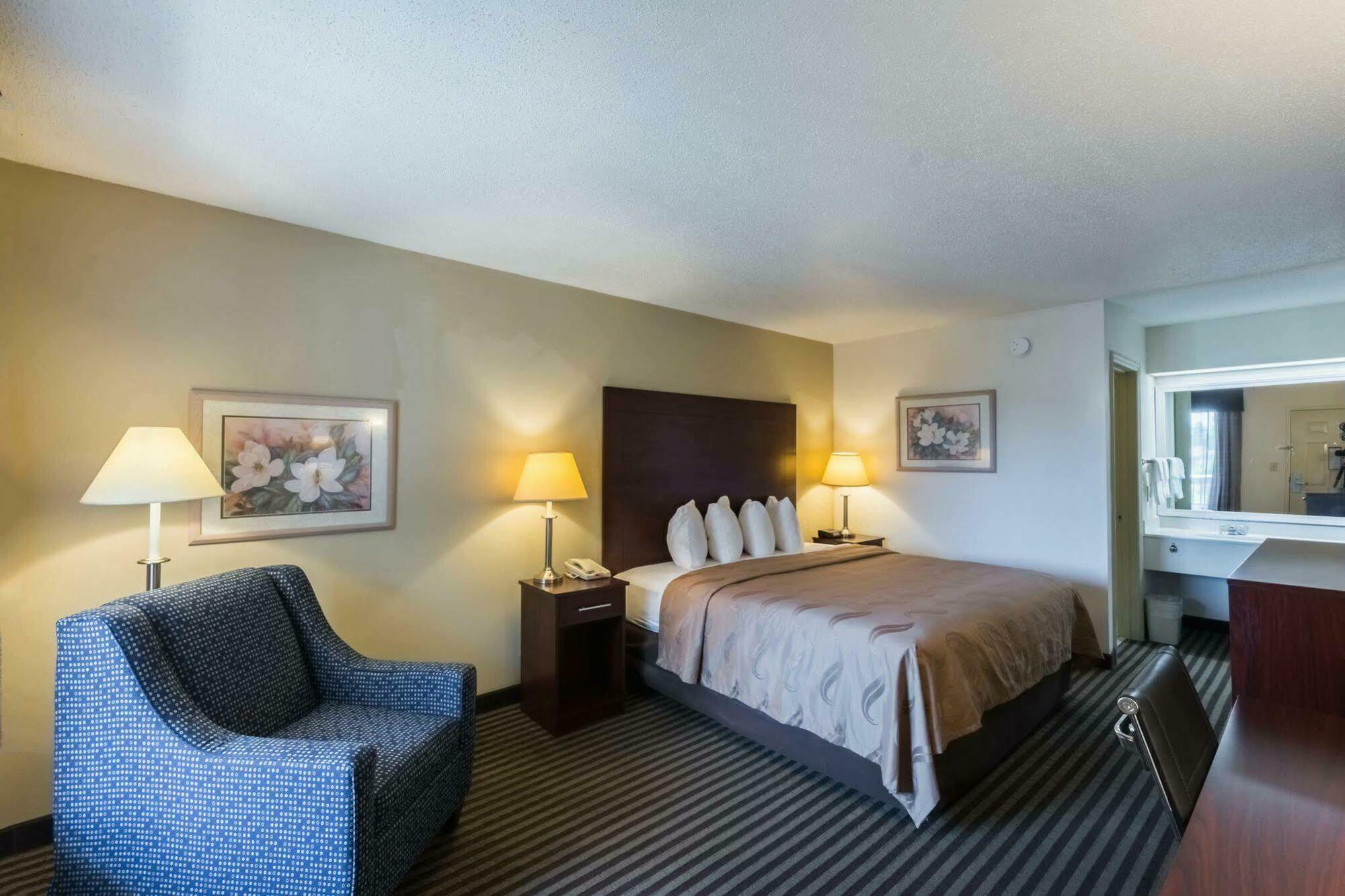 Quality Inn & Suites Rockingham Eksteriør billede