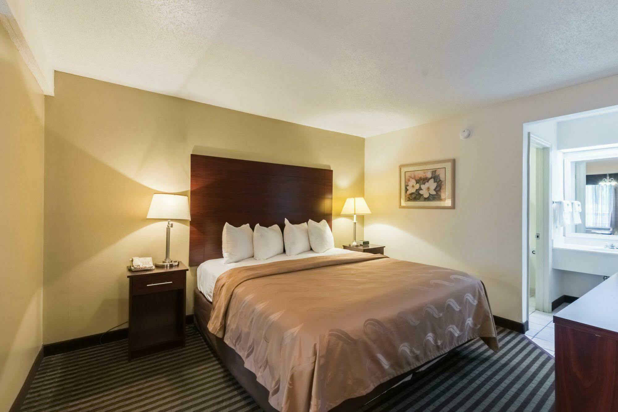 Quality Inn & Suites Rockingham Eksteriør billede